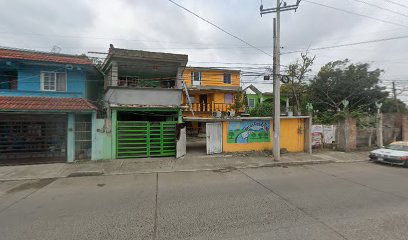 Estetica Unisex Adamaris