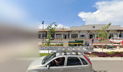 Salón De Belleza Y Barbería Estética Abi Hdz Puerta Verona