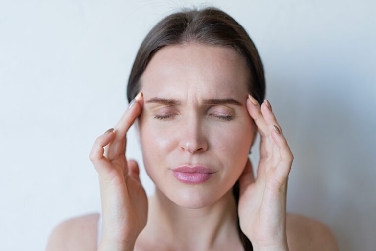 Alimentos que debes evitar si sufres de rosácea o enrojecimiento facial