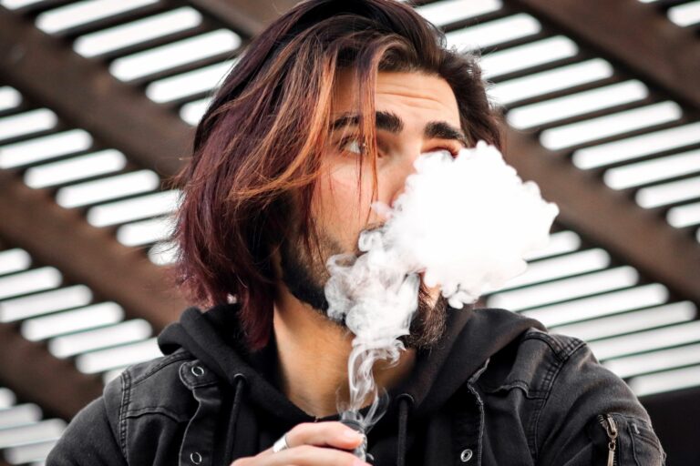 La influencia de la dieta en el grosor y crecimiento del cabello masculino