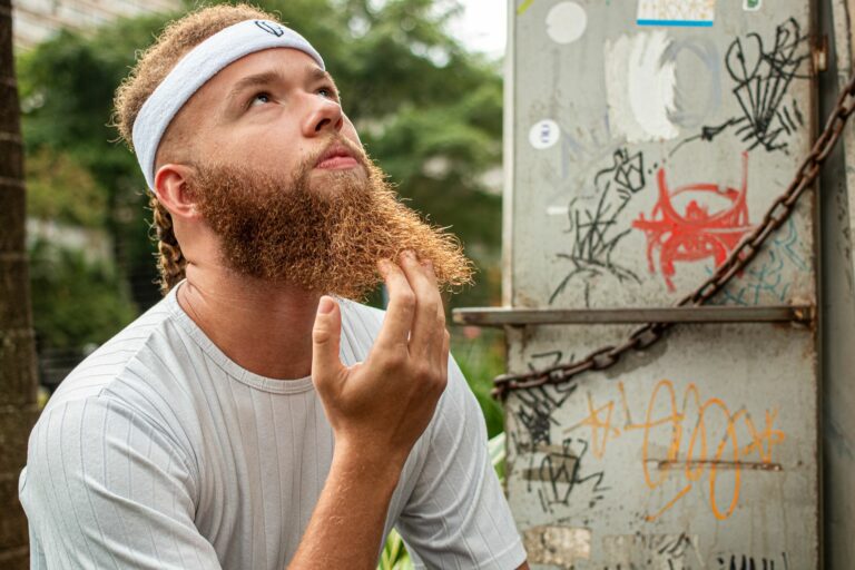 Mantenimiento de Barbas Pelirrojas: Cuidado del Pigmento Natural